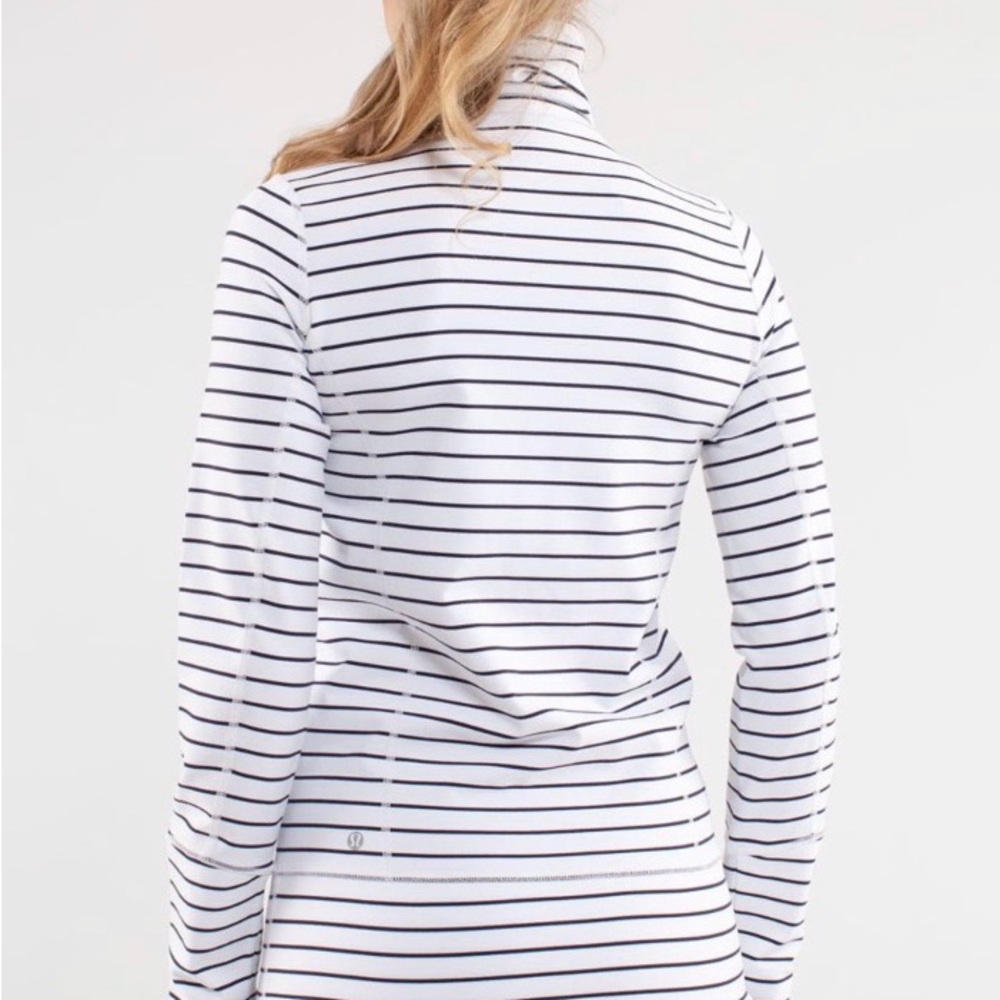Lululemon In Stride Jacket
Quiet Stripe White Deep Indigo / Deep Indigo - Picture 2 of 5